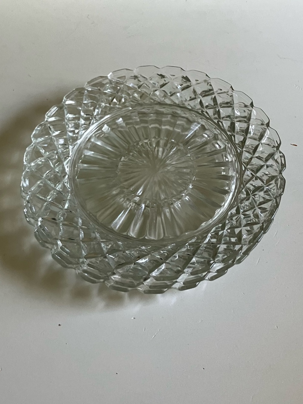 Vintage Crystal Glass Plates - Set of Three - Picture 2 of 3